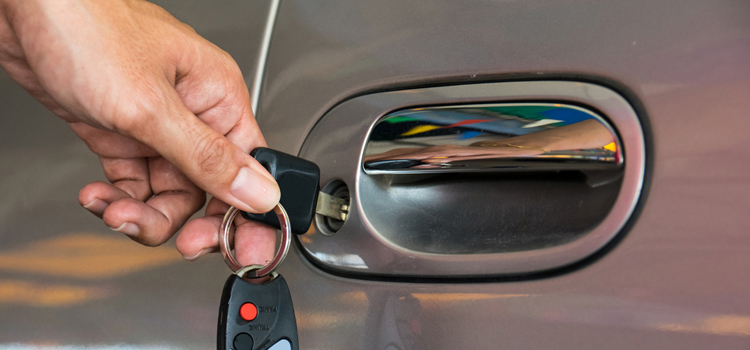 Car door lock repair in Truckee